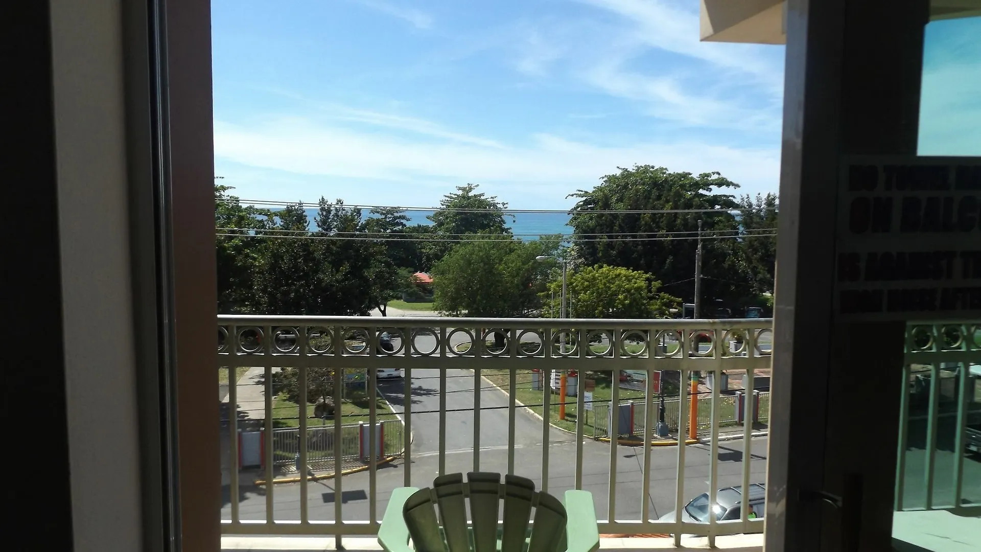 Front Beach Luxury Apartment Rincón