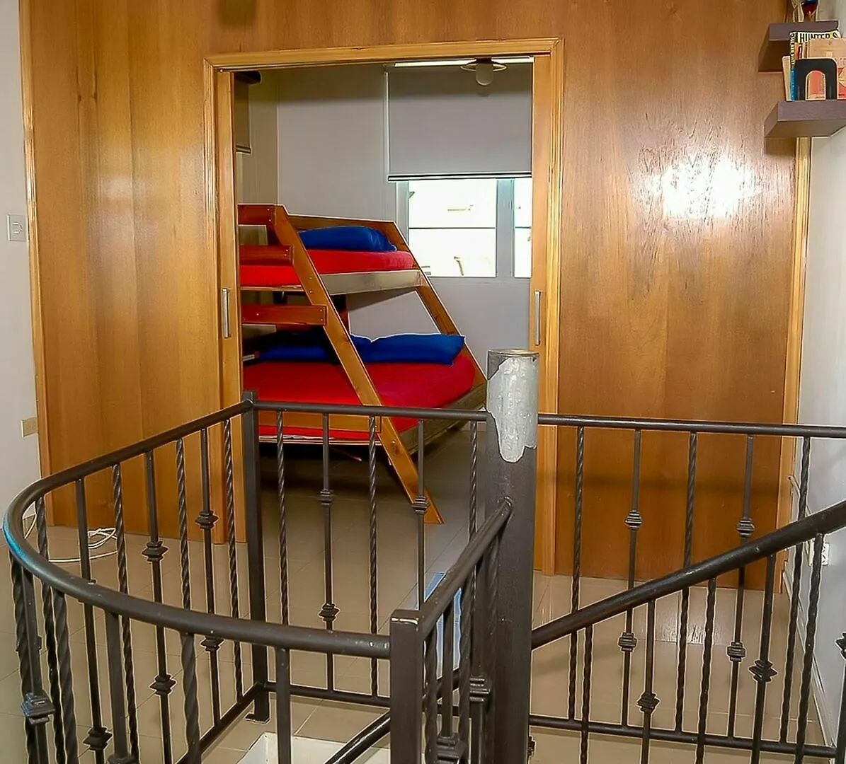 Front Beach Luxury Apartment リンコン